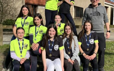 Les cavalières du collège Marais Poitevin brillent au championnat départemental UNSS d’Equitation